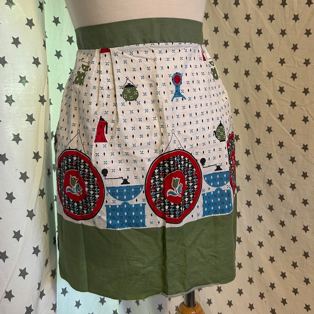 VINTAGE 1970s KITCHEN APRON